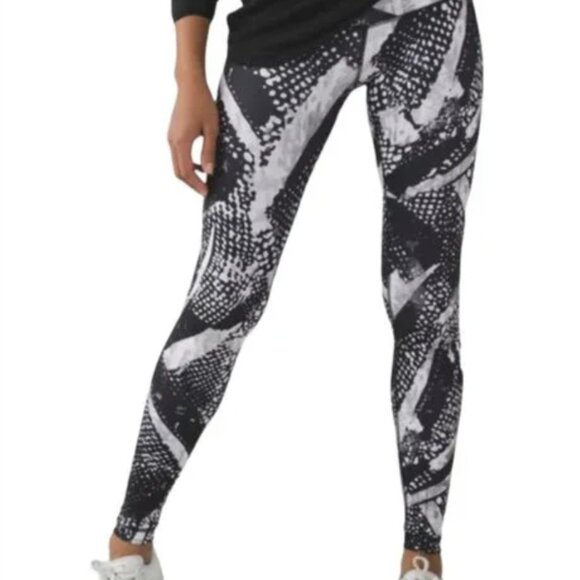 Lululemon Wunder Under Legging-Black/White/Grey-Size 10 - Picture 3 of 8